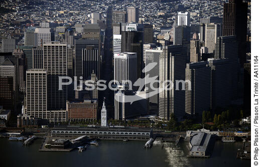 San Francisco. - © Philip Plisson / Plisson La Trinité / AA11164 - Nos reportages photos - Gratte-ciel