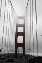 Le Golden Gate dans la brume. © Philip Plisson / Plisson La Trinité / AA11313 - Nos reportages photos - San Francisco