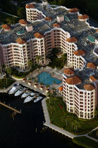 Building on Miami coast. © Philip Plisson / Plisson La Trinité / AA11432 - Photo Galleries - Town [Florida]