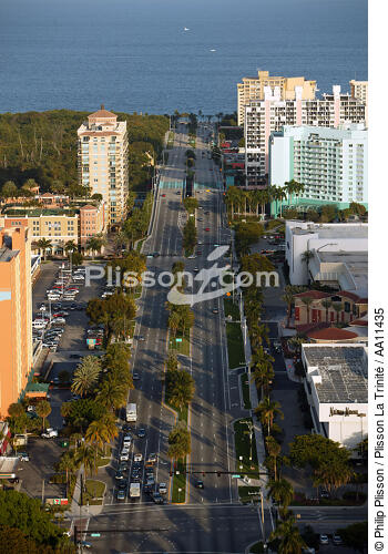 Street of Miami. - © Philip Plisson / Plisson La Trinité / AA11435 - Photo Galleries - Town