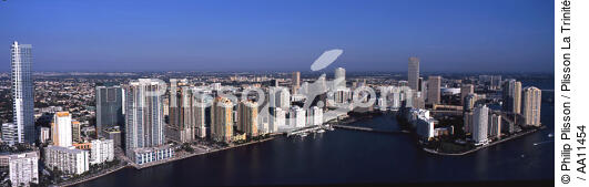Miami. - © Philip Plisson / Plisson La Trinité / AA11454 - Nos reportages photos - Gratte-ciel