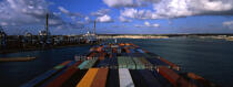 Containers ship on Malta. © Philip Plisson / Plisson La Trinité / AA11458 - Photo Galleries - Cloud