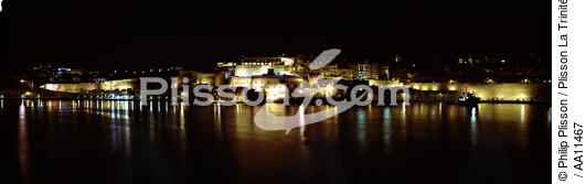 Malte de nuit. - © Philip Plisson / Plisson La Trinité / AA11467 - Nos reportages photos - Les couleurs de Malte