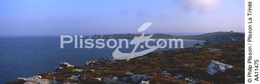 La pointe du Toulinguet. - © Philip Plisson / Plisson La Trinité / AA11475 - Nos reportages photos - Camaret-sur-Mer