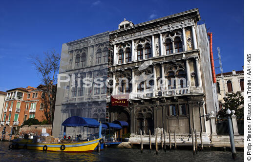 Le casino de Venise. - © Philip Plisson / Plisson La Trinité / AA11485 - Nos reportages photos - Barque