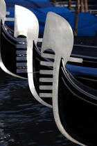 Gondolas in Venice. © Philip Plisson / Plisson La Trinité / AA11492 - Photo Galleries - Venice