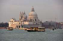 The church Santa Maria della Salute of Venice. © Philip Plisson / Plisson La Trinité / AA11529 - Photo Galleries - Ferry