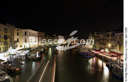 Venise de nuit. - © Philip Plisson / Plisson La Trinité / AA11555 - Nos reportages photos - Ville