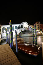 Le pont Rialto de nuit. © Philip Plisson / Plisson La Trinité / AA11557 - Nos reportages photos - Venise sous tous les angles