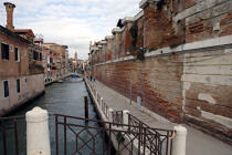 On Venice quay's. © Philip Plisson / Plisson La Trinité / AA11561 - Photo Galleries - Town