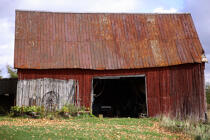 Old barn in Alma. © Philip Plisson / Plisson La Trinité / AA11614 - Photo Galleries - Interior landscape