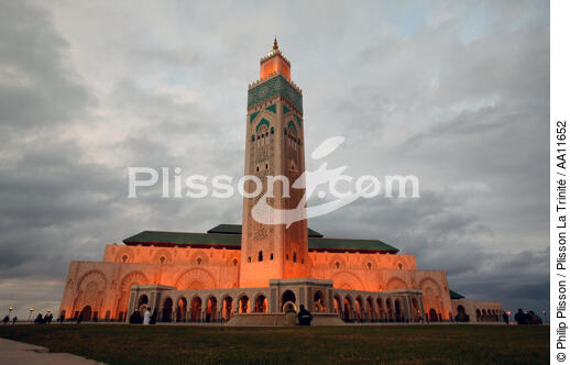 La Mosquée Hassan II à Casablanca. - © Philip Plisson / Plisson La Trinité / AA11652 - Nos reportages photos - Ciel