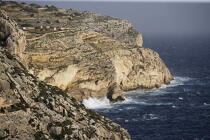 Côte sauvage de Malte. © Philip Plisson / Plisson La Trinité / AA11717 - Nos reportages photos - Falaise