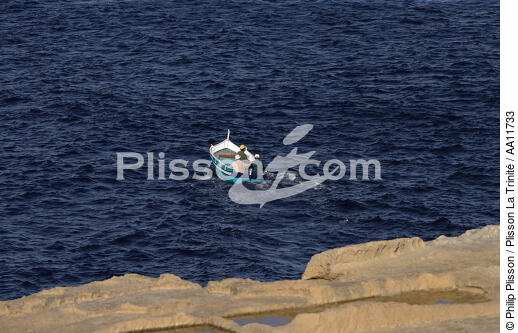 Gozo island. - © Philip Plisson / Plisson La Trinité / AA11733 - Photo Galleries - Calm sea