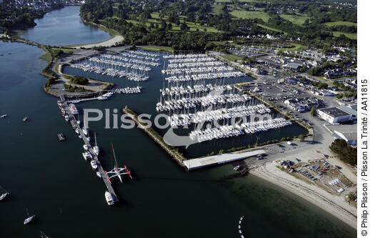 Port La Forêt. - © Philip Plisson / Plisson La Trinité / AA11815 - Nos reportages photos - Ville