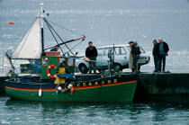Retour de pêche dans le Finistère. © Philip Plisson / Plisson La Trinité / AA11836 - Nos reportages photos - Transport routier