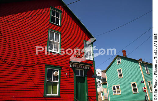 Trade on Saint- Pierre et Miquelon. - © Philip Plisson / Plisson La Trinité / AA11865 - Photo Galleries - Blue sky
