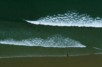 Wave on beach. © Philip Plisson / Plisson La Trinité / AA11972 - Photo Galleries - Wave