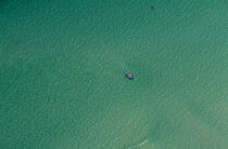 Kayac. © Philip Plisson / Plisson La Trinité / AA11975 - Nos reportages photos - Sport et loisir