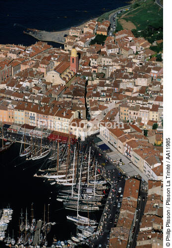 Saint Tropez. - © Philip Plisson / Plisson La Trinité / AA11985 - Photo Galleries - Town