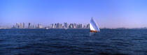 Sailing boat in Dubai. © Philip Plisson / Plisson La Trinité / AA12086 - Photo Galleries - Blue sky