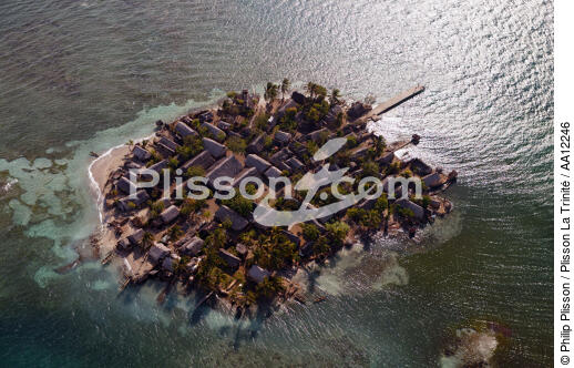 Une des îles de l'archipel des San Blas au Panama. - © Philip Plisson / Plisson La Trinité / AA12246 - Nos reportages photos - Archipel