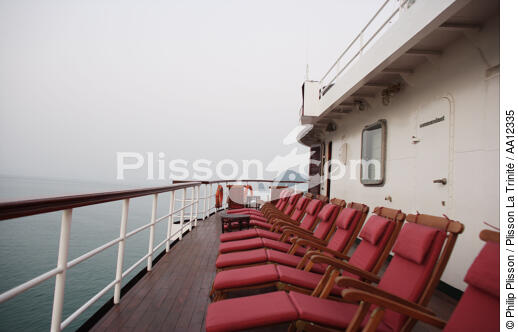 Interior of Emeraude. - © Philip Plisson / Plisson La Trinité / AA12335 - Photo Galleries - Deck [of boat]