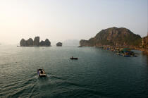 Overall picture on Along Bay © Philip Plisson / Plisson La Trinité / AA12378 - Photo Galleries - Along Bay, Vietnam