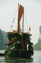 Bow of a junk in Along Bay. © Philip Plisson / Plisson La Trinité / AA12424 - Photo Galleries - Site of interest [Vietnam]