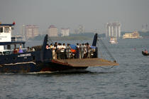 Ferry in Cochin. © Philip Plisson / Plisson La Trinité / AA12609 - Photo Galleries - Town [Kerala]