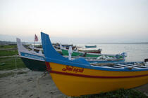 Boats on the beach of Kollam. © Philip Plisson / Plisson La Trinité / AA12628 - Photo Galleries - India