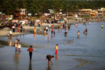 Sur la plage de Kovallam.. © Philip Plisson / Plisson La Trinité / AA12655 - Nos reportages photos - Inde