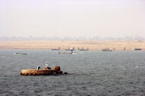 On the Suez Canal. © Philip Plisson / Plisson La Trinité / AA12822 - Photo Galleries - Egypt