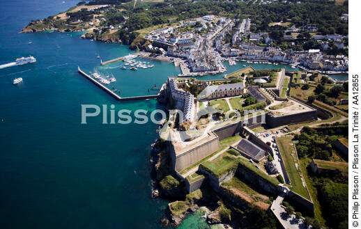 Le Palais à Belle-Ile. - © Philip Plisson / Plisson La Trinité / AA12855 - Nos reportages photos - Ferry