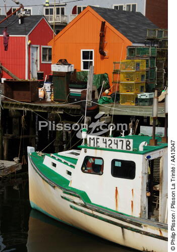 Portland Harbour - © Philip Plisson / Plisson La Trinité / AA13047 - Photo Galleries - Cabin