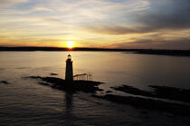 Ram Island Ledge Light dans le Maine. © Philip Plisson / Plisson La Trinité / AA13301 - Nos reportages photos - Coucher de soleil