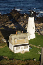 Wood Island Light in Maine. © Philip Plisson / Plisson La Trinité / AA13393 - Photo Galleries - American Lighthouses