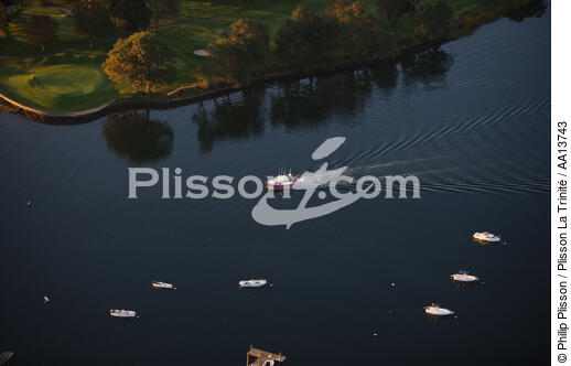Salem - © Philip Plisson / Plisson La Trinité / AA13743 - Nos reportages photos - Golf