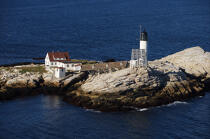 Isles of Shoals Light in New Hampshire. © Philip Plisson / Pêcheur d’Images / AA13796 - Photo Galleries - American Lighthouses