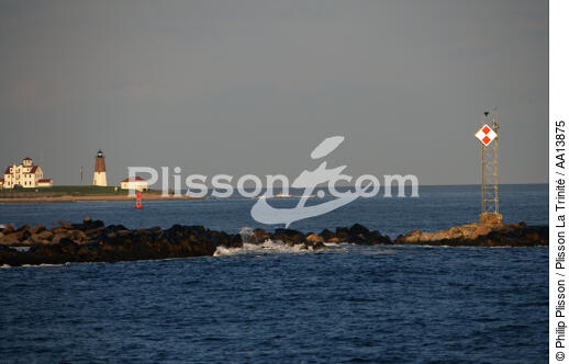 Point Judith Light in the state of Rhode Island. - © Philip Plisson / Plisson La Trinité / AA13875 - Photo Galleries - Buoys and beacons
