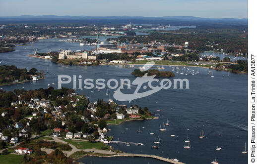 Portsmouth in the state of New Hampshire. - © Philip Plisson / Plisson La Trinité / AA13877 - Photo Galleries - Bridge