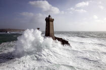 Tempête sur la côte bretonne. © Philip Plisson / Plisson La Trinité / AA13917 - Nos reportages photos - Mer agitée