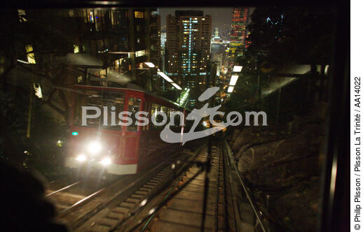 Hong Kong by night. - © Philip Plisson / Plisson La Trinité / AA14022 - Photo Galleries - Tramway