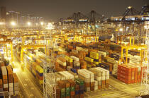 Cotainership terminal in Kowloon © Philip Plisson / Plisson La Trinité / AA14045 - Photo Galleries - Containership