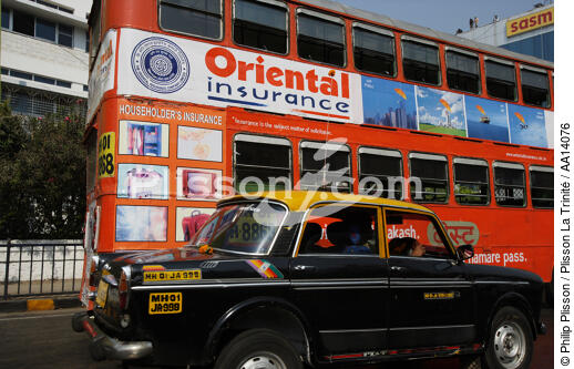 Circulation à Bombay. - © Philip Plisson / Plisson La Trinité / AA14076 - Nos reportages photos - Taxi