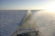 A bord d'un brise glace en mer Baltique. © Philip Plisson / Pêcheur d’Images / AA14122 - Nos reportages photos - Brise Glace en mer Baltique