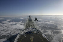 A bord d'un brise-glace en mer baltique. © Philip Plisson / Plisson La Trinité / AA14133 - Nos reportages photos - Activité terrestre