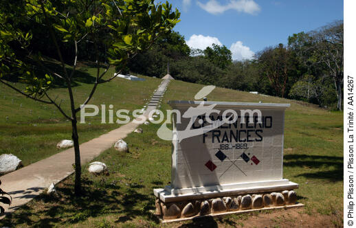 French cemetery in Panama. - © Philip Plisson / Plisson La Trinité / AA14267 - Photo Galleries - Panama City