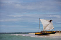 Anakao - Madagascar. © Philip Plisson / Plisson La Trinité / AA14432 - Photo Galleries - Rowing boat