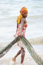 Ifaty - Madagascar. © Philip Plisson / Plisson La Trinité / AA14470 - Photo Galleries - Fishing nets